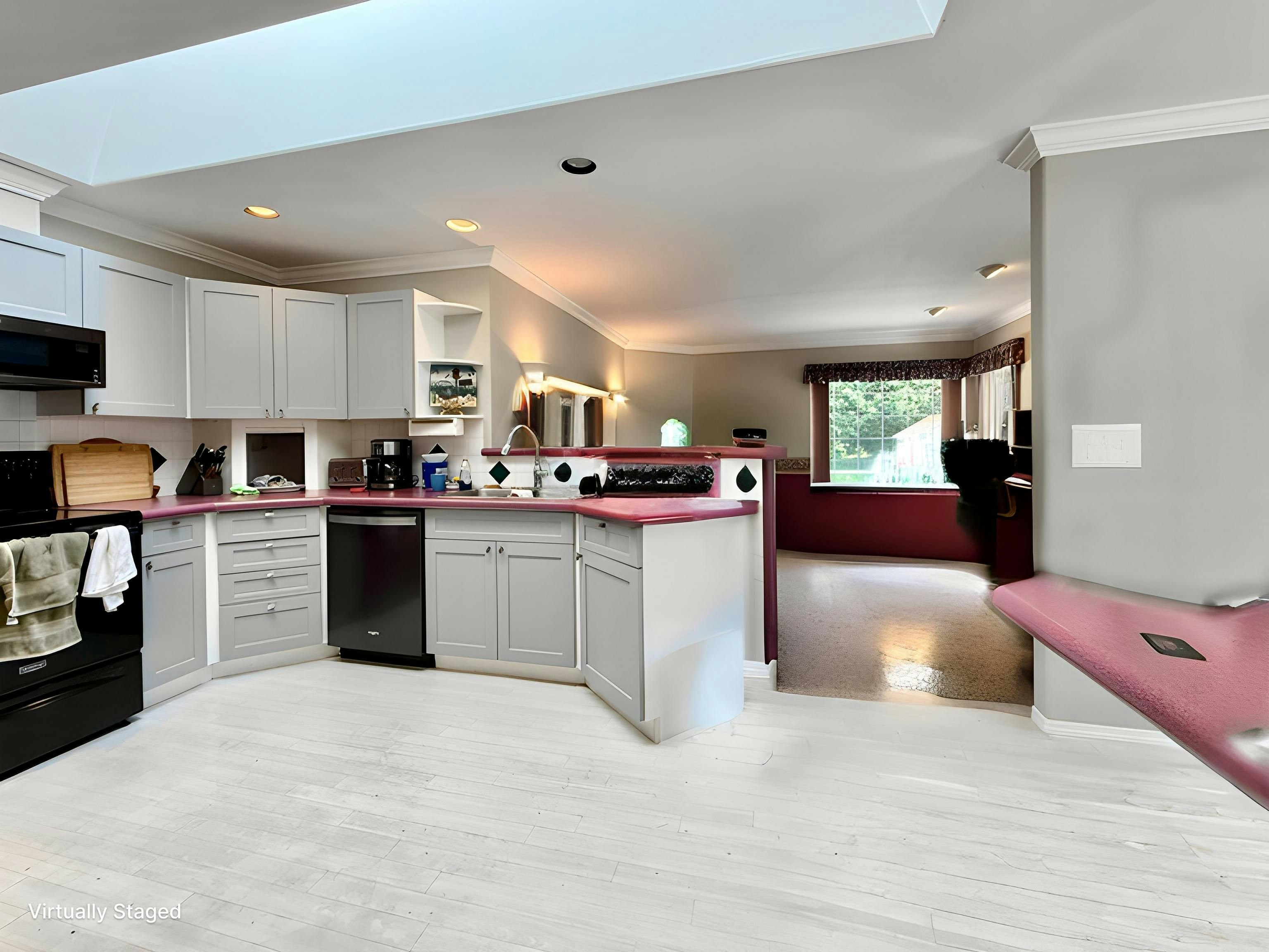 530 Shaw Road, Gibsons, BC, V0N 1V8 - 4