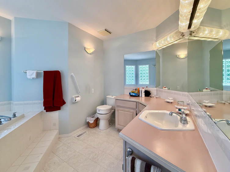 530 Shaw Road, Gibsons, BC, V0N 1V8 - 13