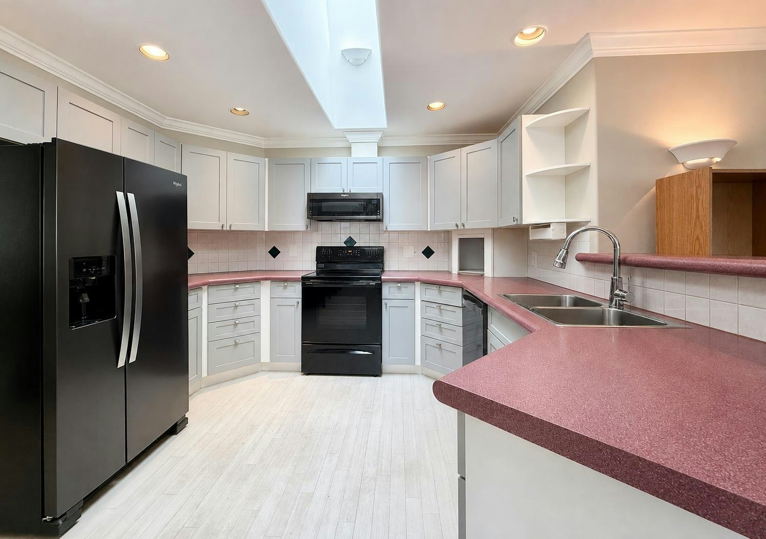 530 Shaw Road, Gibsons, BC, V0N 1V8 - 5