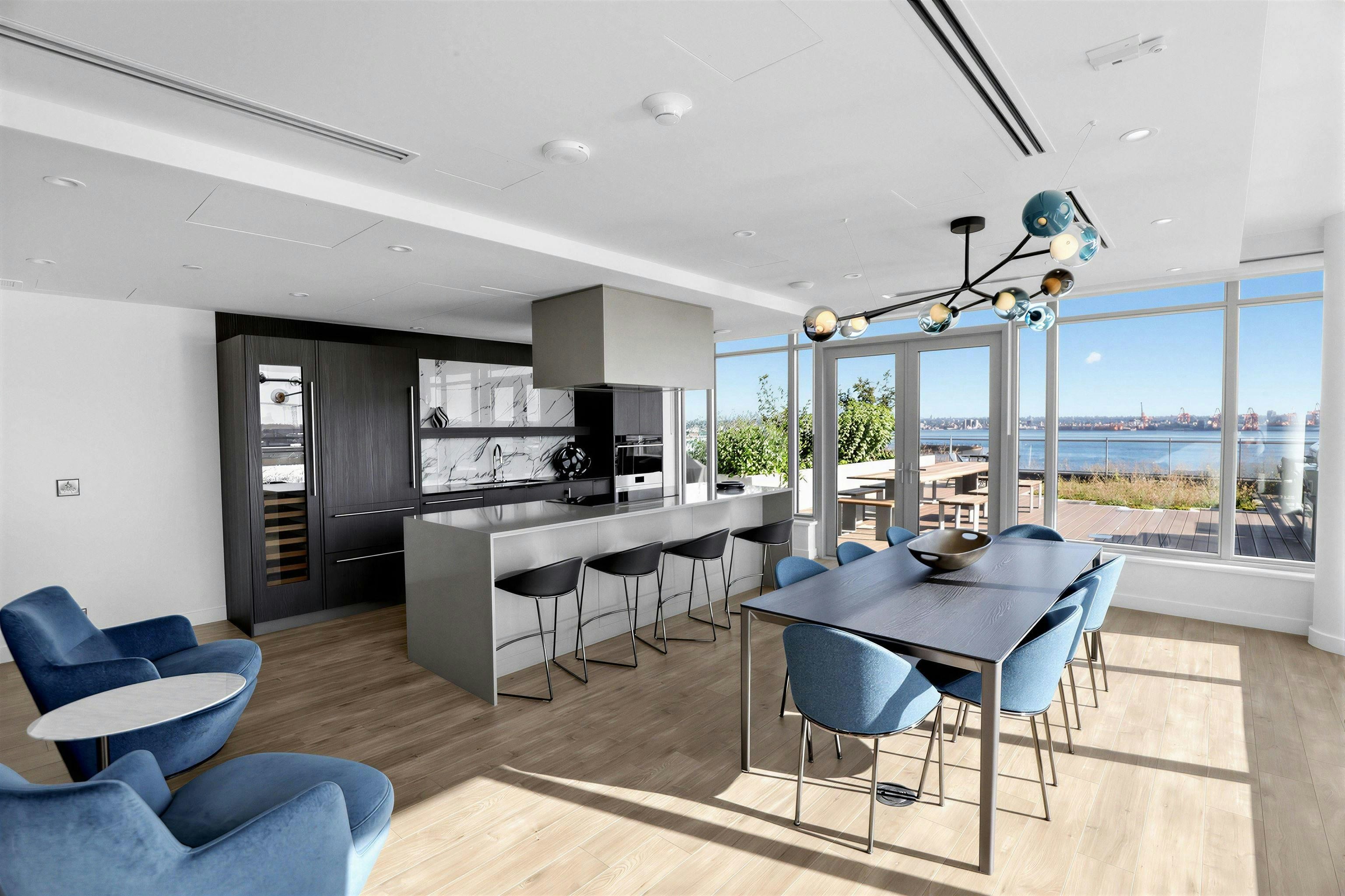4F-785 Harbour Way, North Vancouver, BC, V7P 0G3 - 35