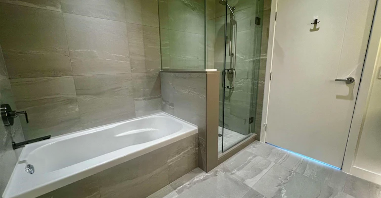 4F-785 Harbour Way, North Vancouver, BC, V7P 0G3 - 11