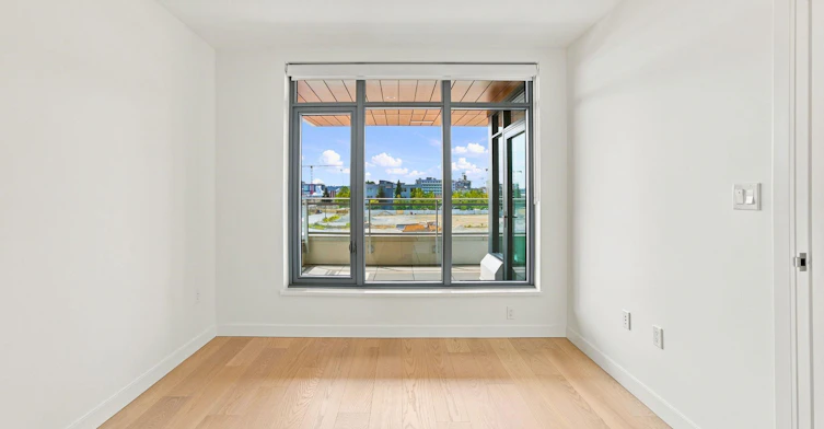 4F-785 Harbour Way, North Vancouver, BC, V7P 0G3 - 32