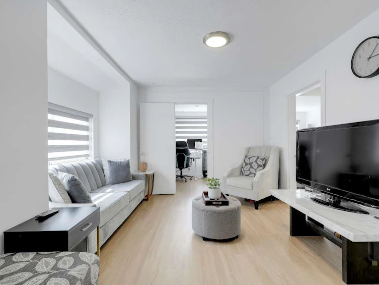 866 Finlay Street, Surrey, BC, V4B 4K2 - 6