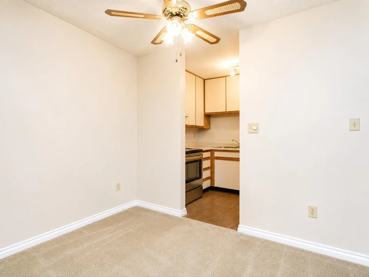 203-1775 W 10th Avenue, Vancouver, BC, V6J 2A4 - 4