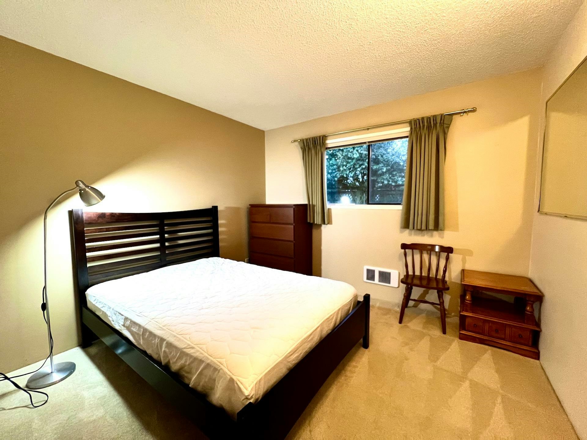 1909 E Southmere Crescent, Surrey, BC, V4A 6Z1 - 10