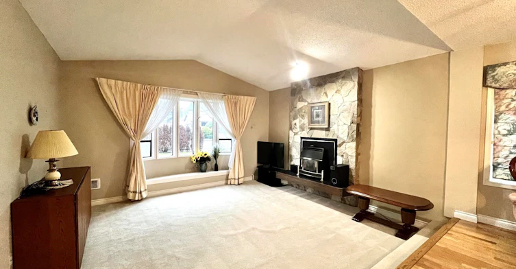 1909 E Southmere Crescent, Surrey, BC, V4A 6Z1 - 2