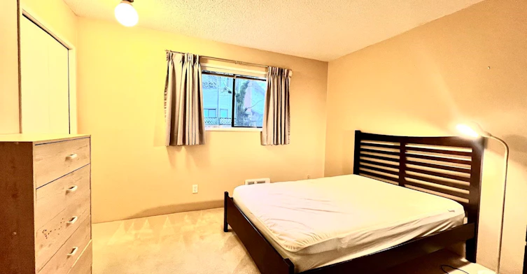 1909 E Southmere Crescent, Surrey, BC, V4A 6Z1 - 15