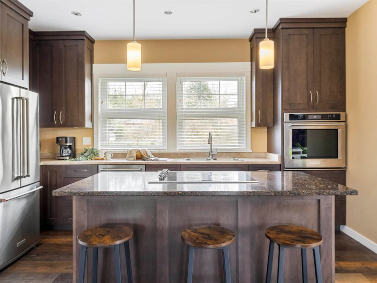23544 20 Avenue, Langley, BC, V2Z 2Z7 - 23