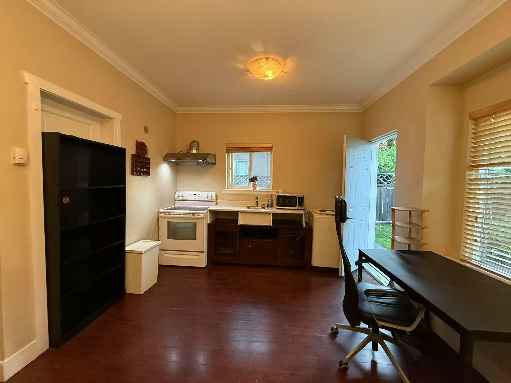 Rental Suite-6089 Rumble Street, Burnaby, BC, V5J 2C6 - 4