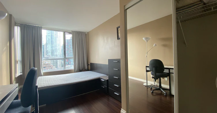10XX-1212 Howe Street, Vancouver, BC, V6Z 2M9 - 10