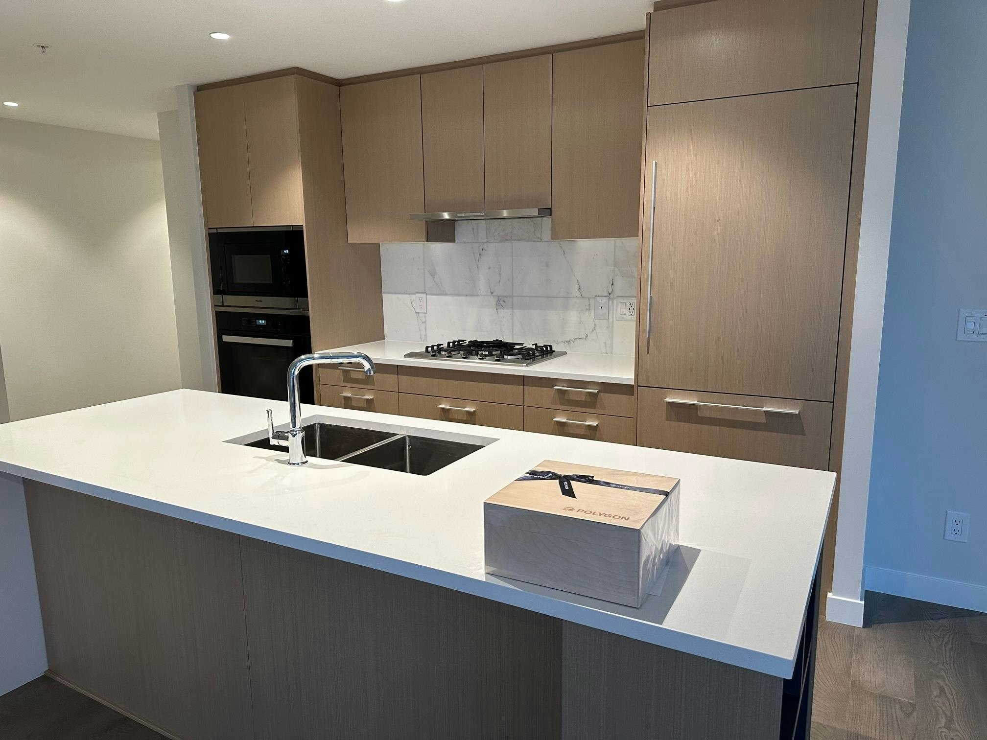910-5608 Berton Avenue, Vancouver, BC, V6S 0M6 - 13