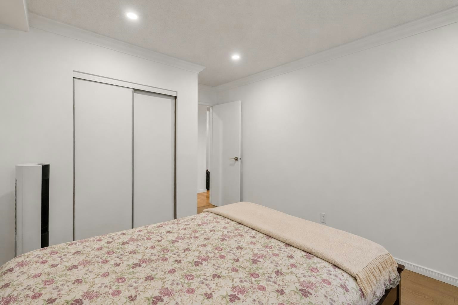 201-10560 154 Street, Surrey, BC, V3R 8A3 - 14