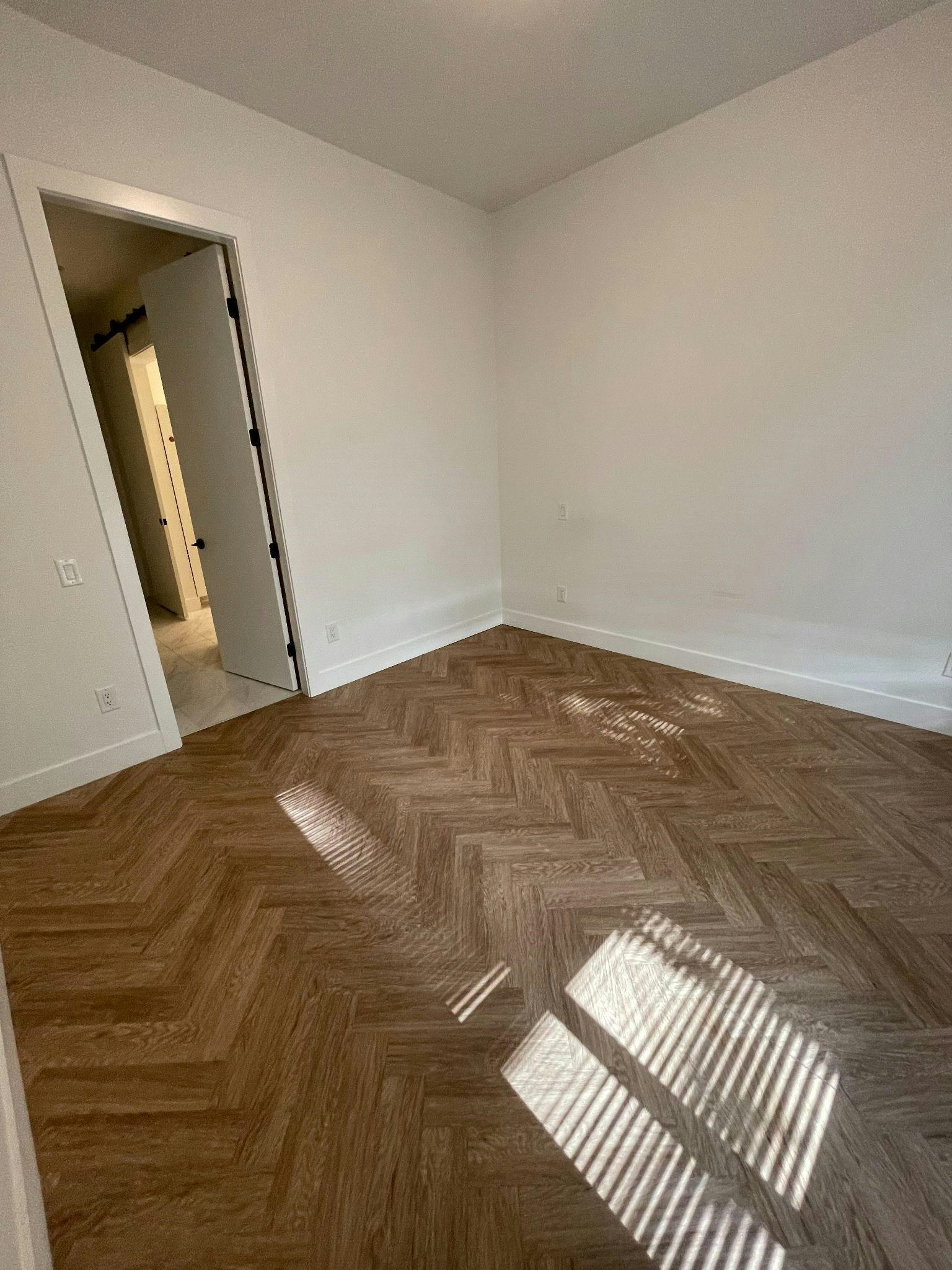13933 105 Boulevard, Surrey, BC, V3T 0R6 - 5
