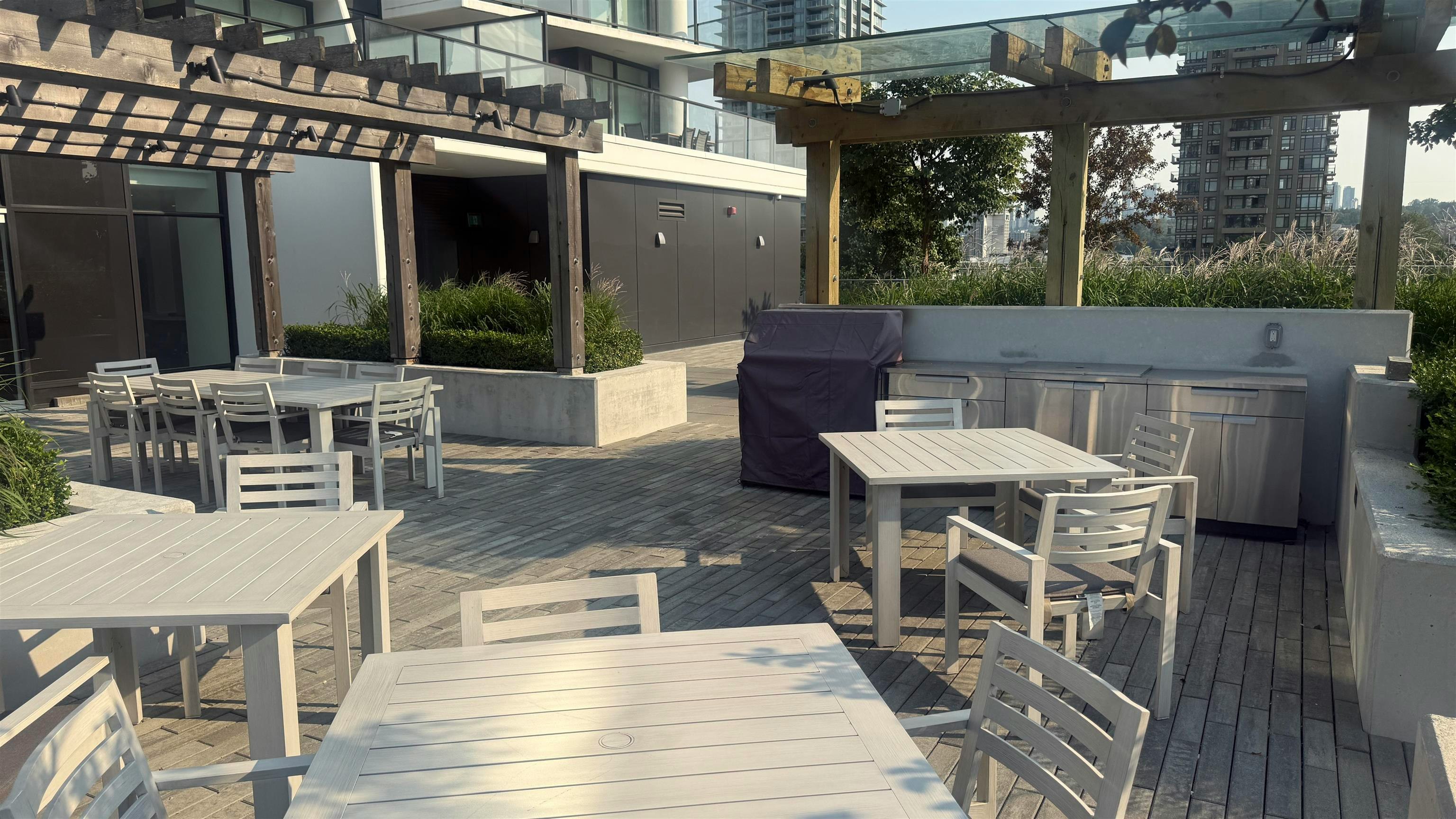 33xx-2181 Madison Avenue, Burnaby, BC, V5C 0N4 - 9