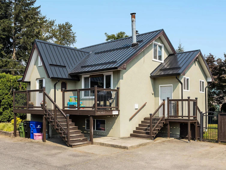 46307 Riverside Drive, Chilliwack, BC, V2P 3L2