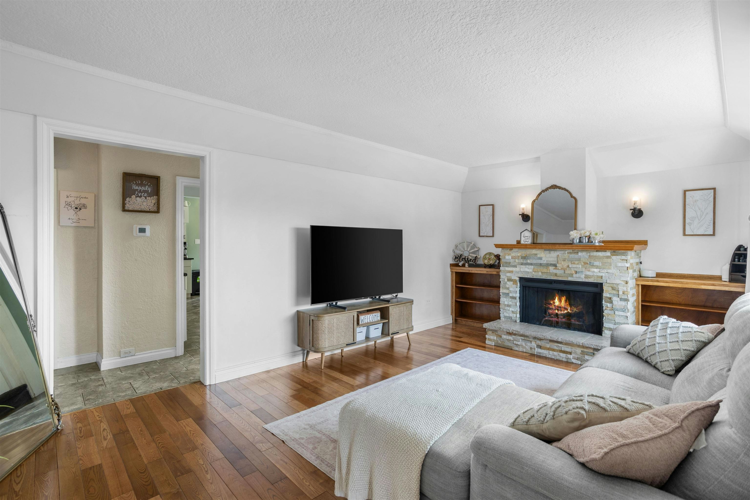 46307 Riverside Drive, Chilliwack, BC, V2P 3L2 - 3