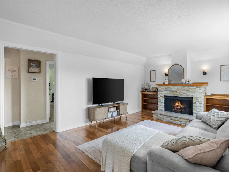 46307 Riverside Drive, Chilliwack, BC, V2P 3L2 - 3