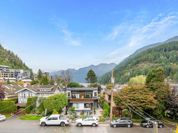 6460 Bruce Street, West Vancouver, BC, V7W 2G6 - 21