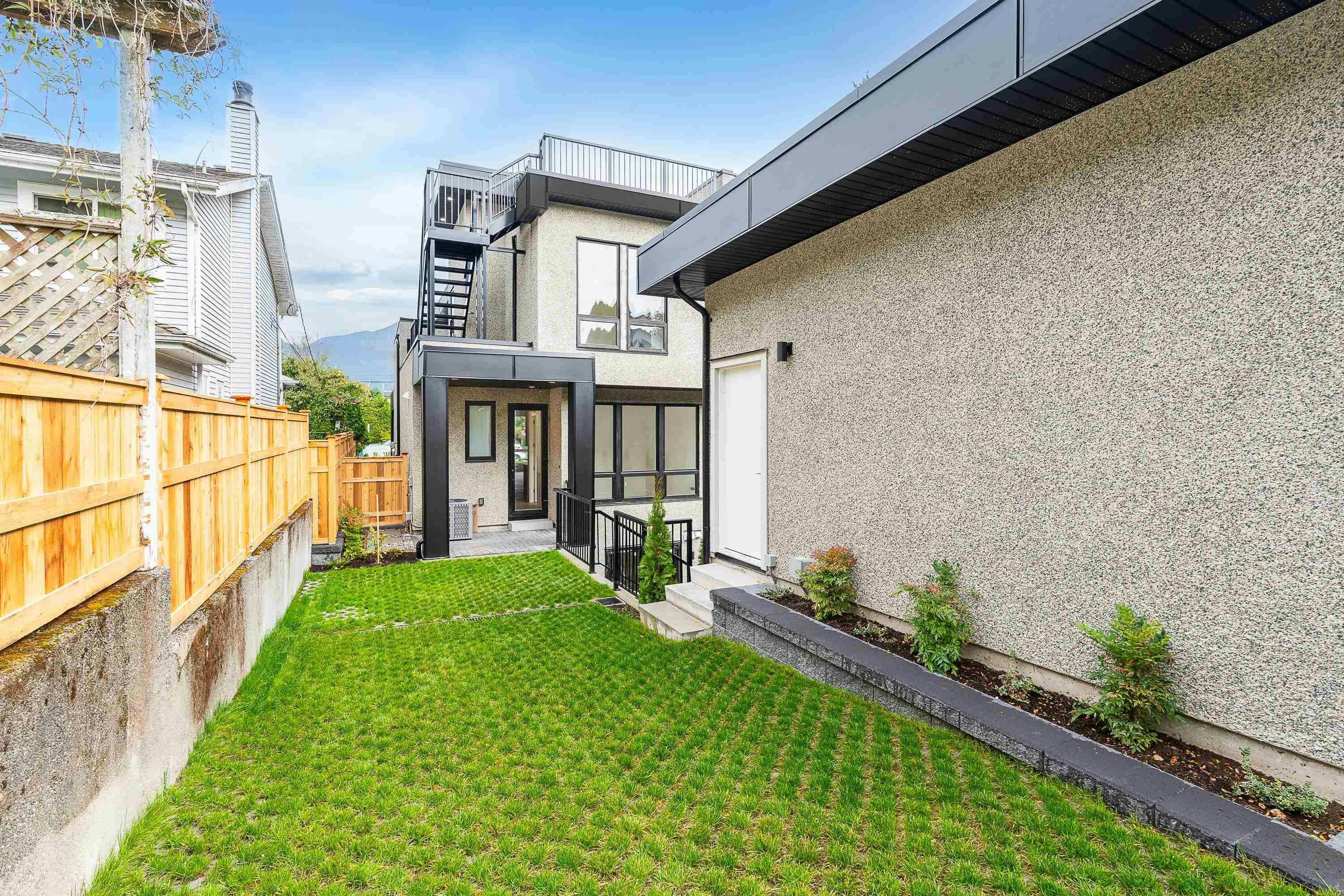 6460 Bruce Street, West Vancouver, BC, V7W 2G6 - 22