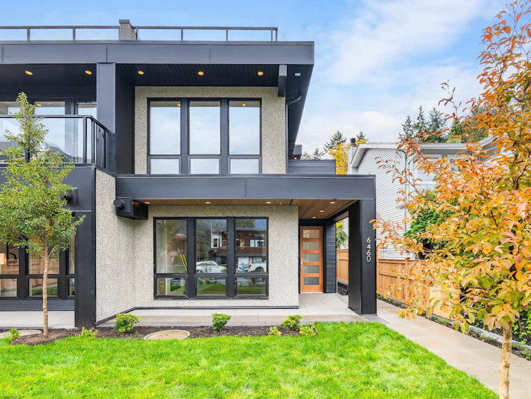 6460 Bruce Street, West Vancouver, BC, V7W 2G6