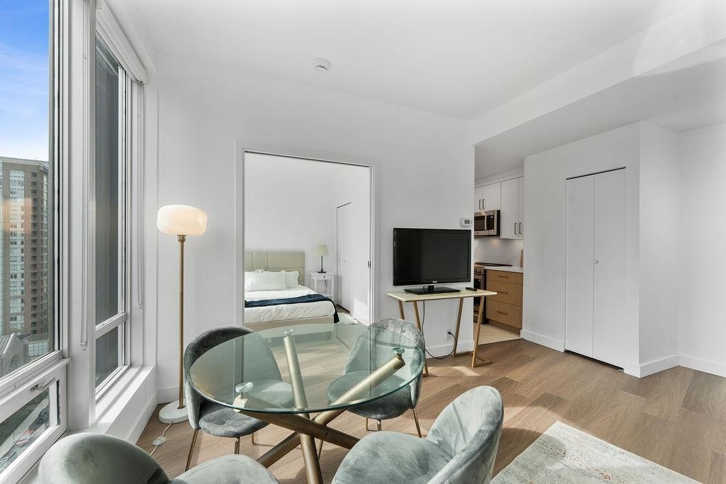 1204-989 Nelson Street, Vancouver, BC, V6Z 2S1 - 9
