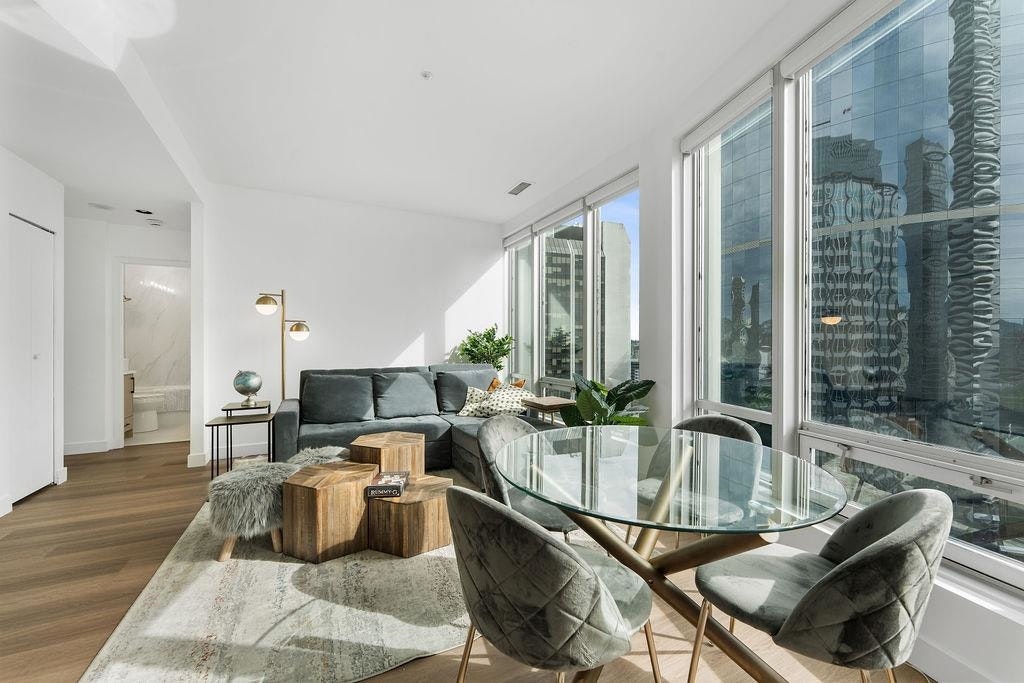 1204-989 Nelson Street, Vancouver, BC, V6Z 2S1 - 7