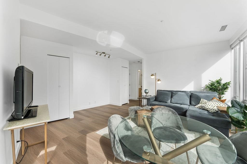 1204-989 Nelson Street, Vancouver, BC, V6Z 2S1 - 8
