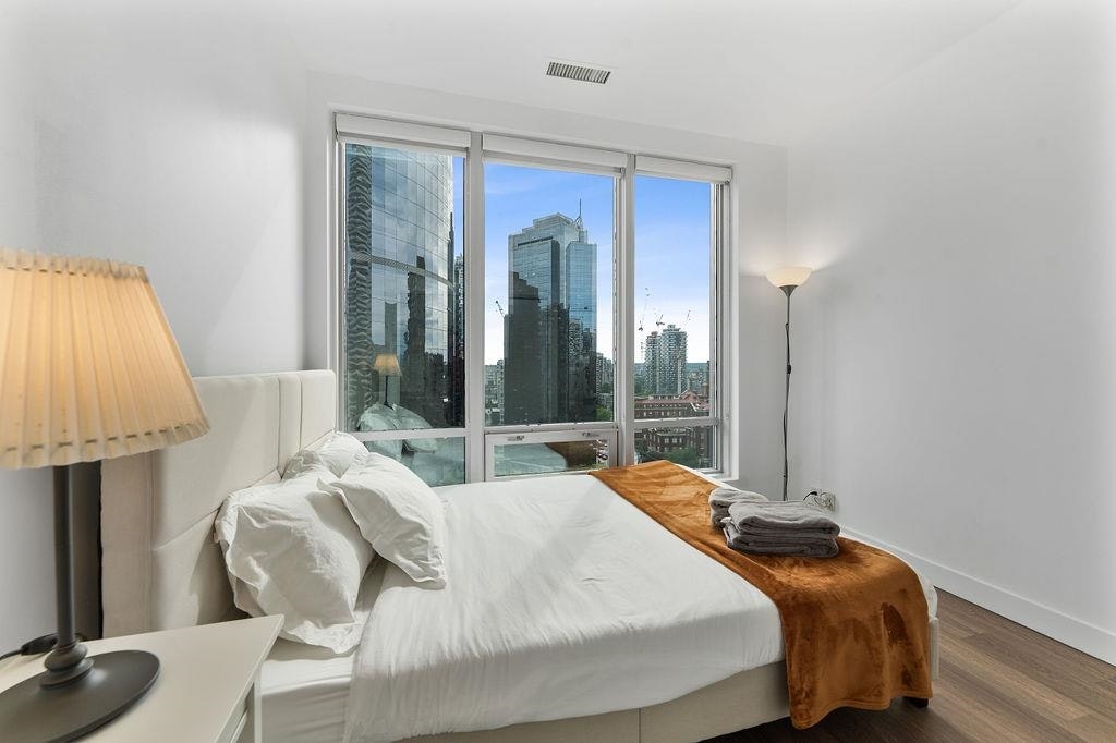 1204-989 Nelson Street, Vancouver, BC, V6Z 2S1 - 17