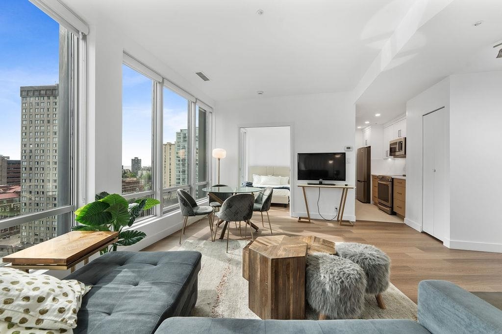 1204-989 Nelson Street, Vancouver, BC, V6Z 2S1 - 4
