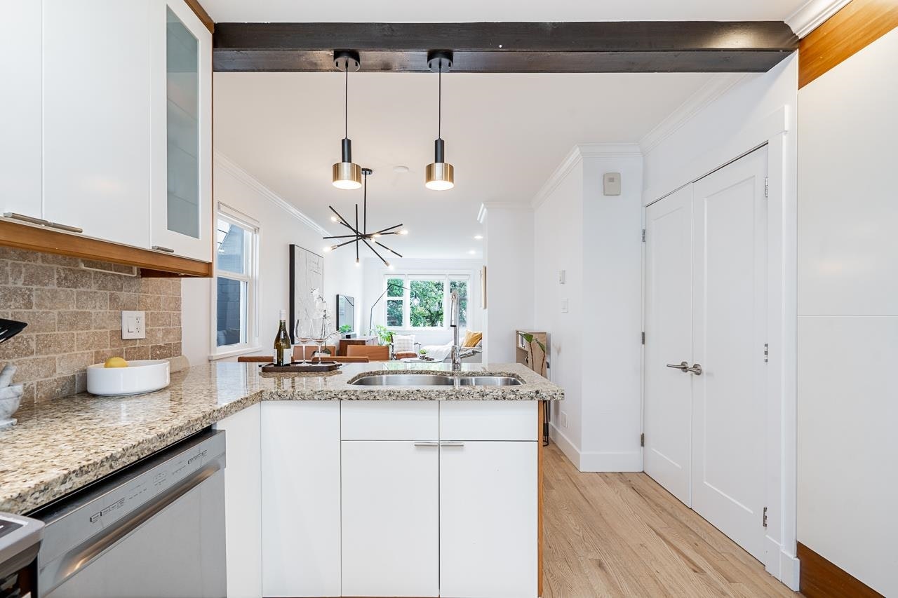 1617 E 36th Avenue, Vancouver, BC, V5P 1C3 - 9
