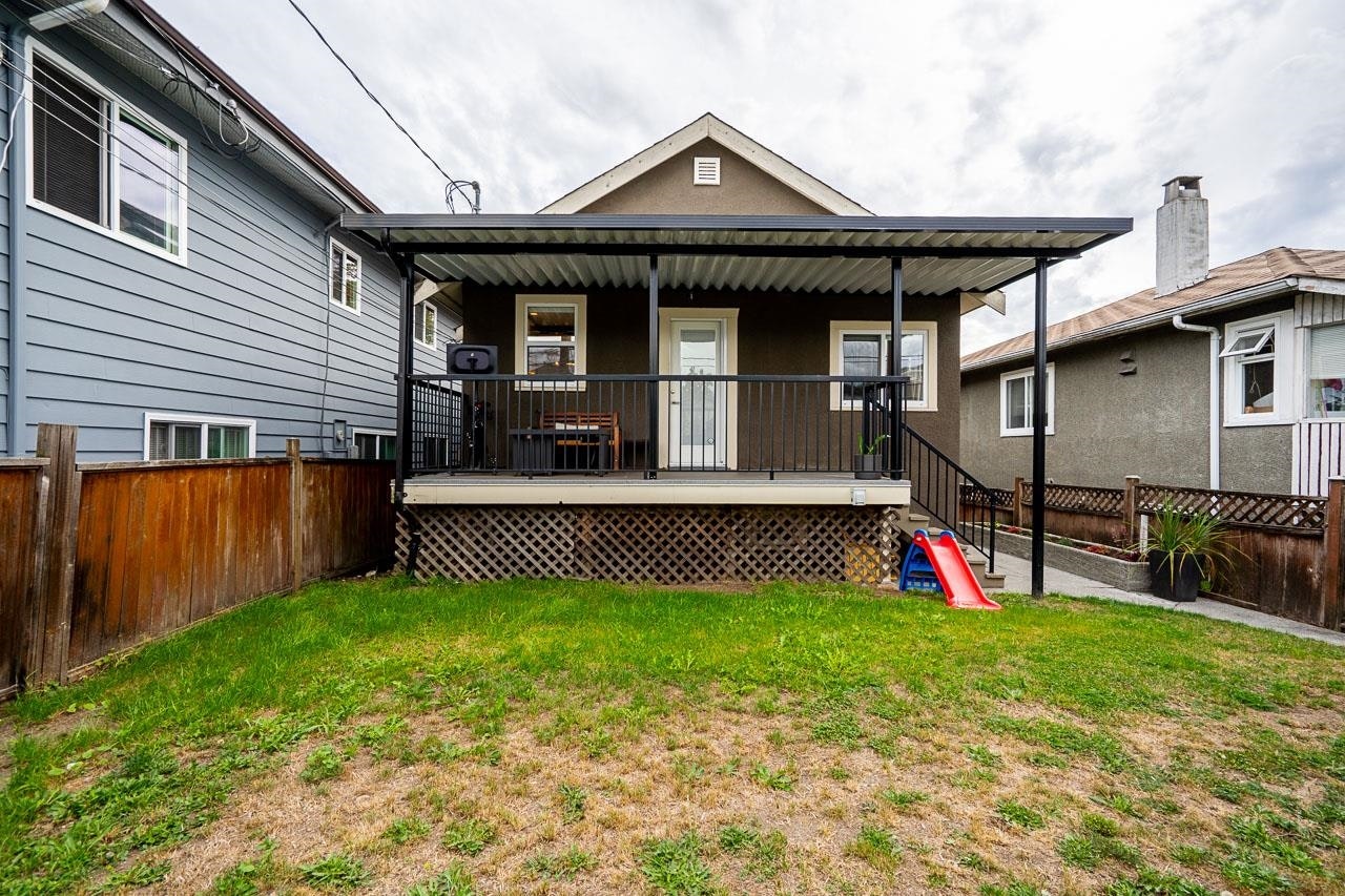 1617 E 36th Avenue, Vancouver, BC, V5P 1C3 - 30