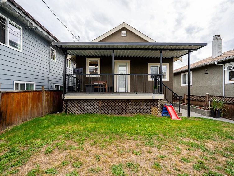 1617 E 36th Avenue, Vancouver, BC, V5P 1C3 - 30