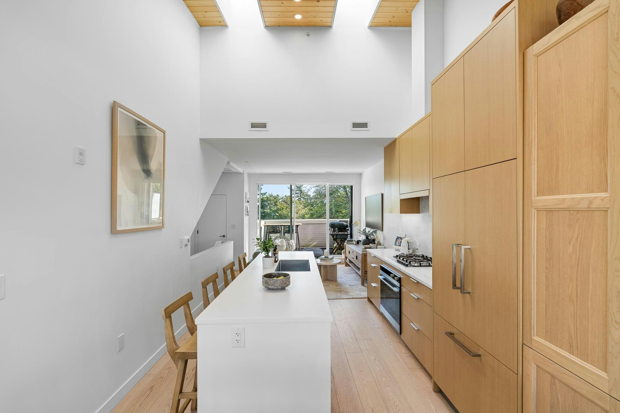 203-650 E 2nd Street - 5