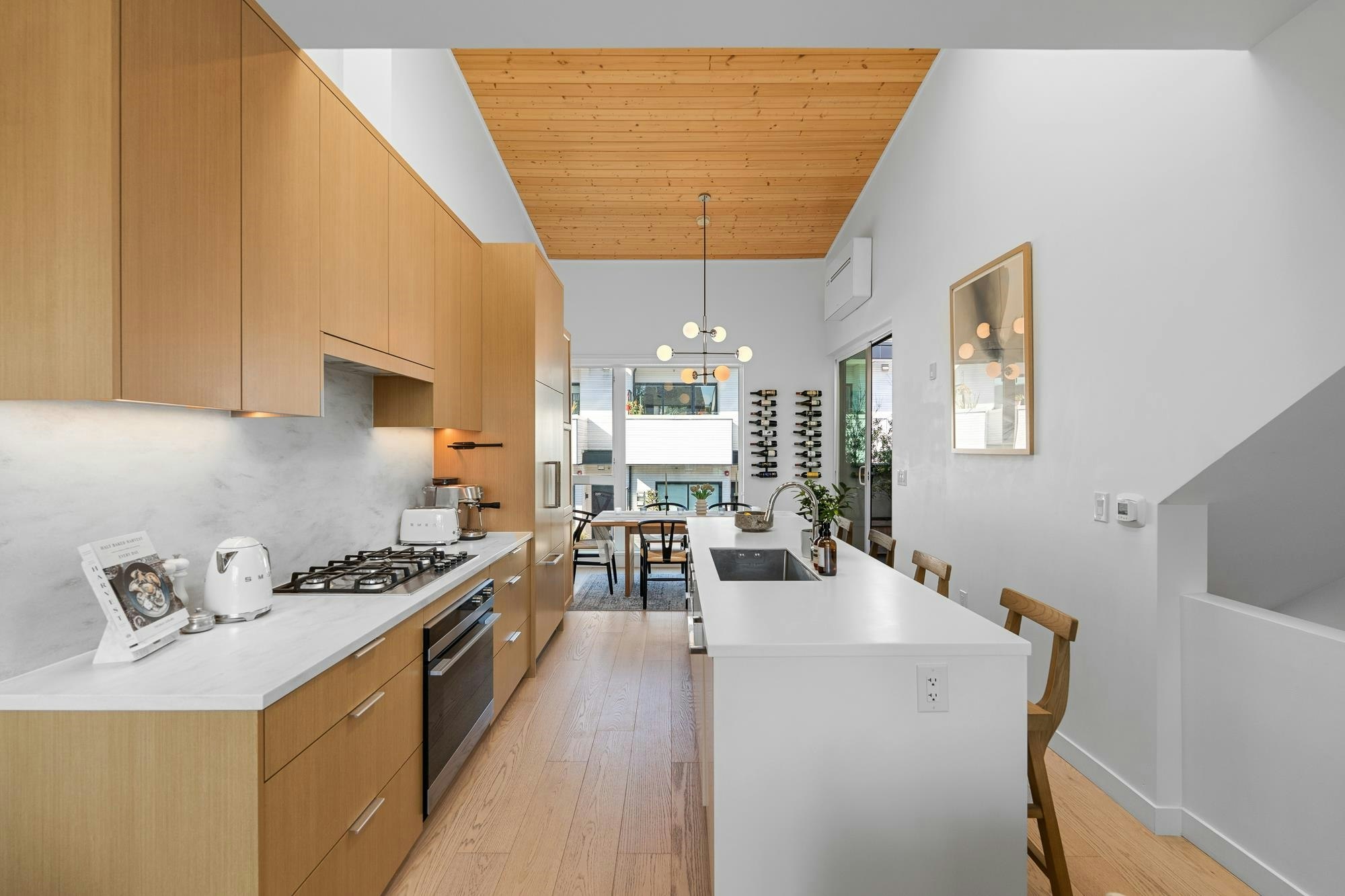 203-650 E 2nd Street - 4