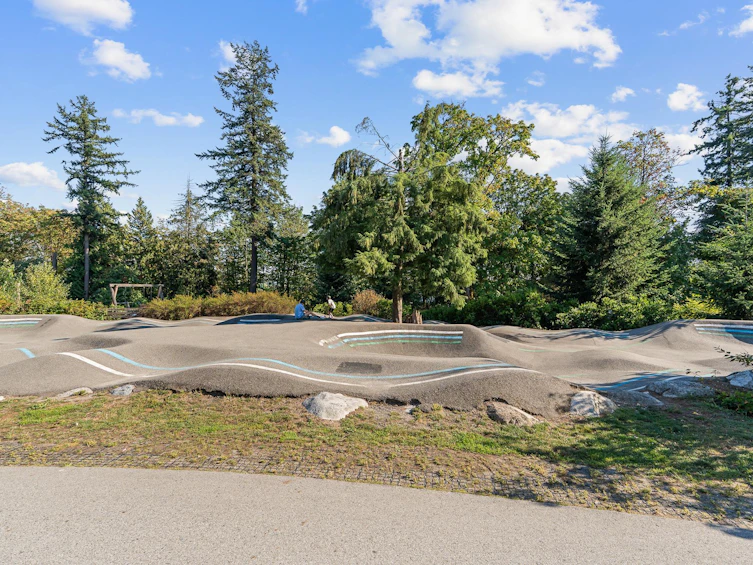 203-650 E 2nd Street, North Vancouver, BC, V7L 1E3 - 22