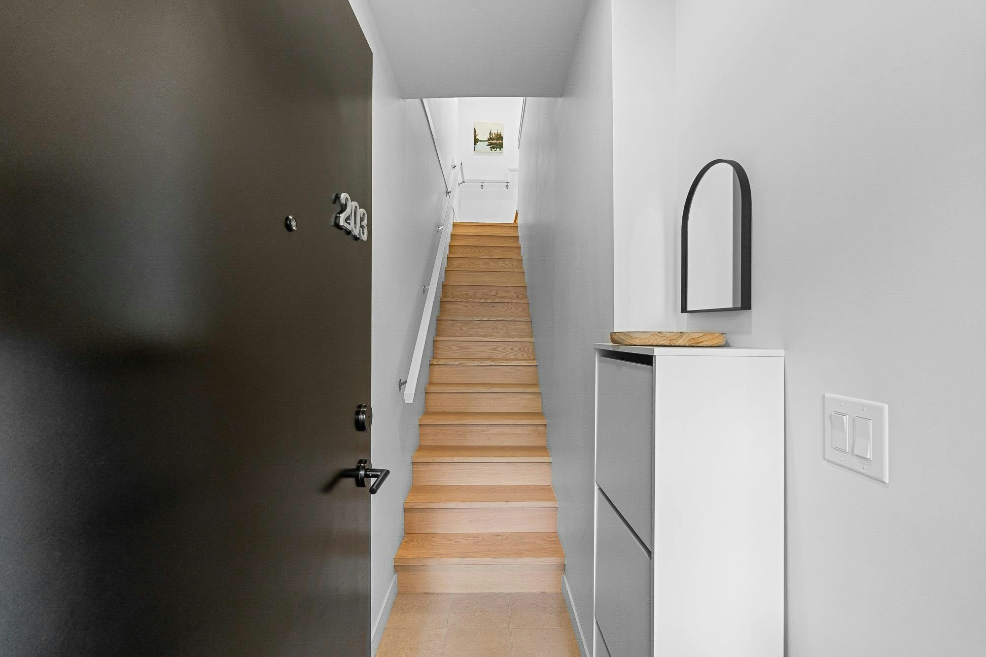 203-650 E 2nd Street, North Vancouver, BC, V7L 1E3 - 15