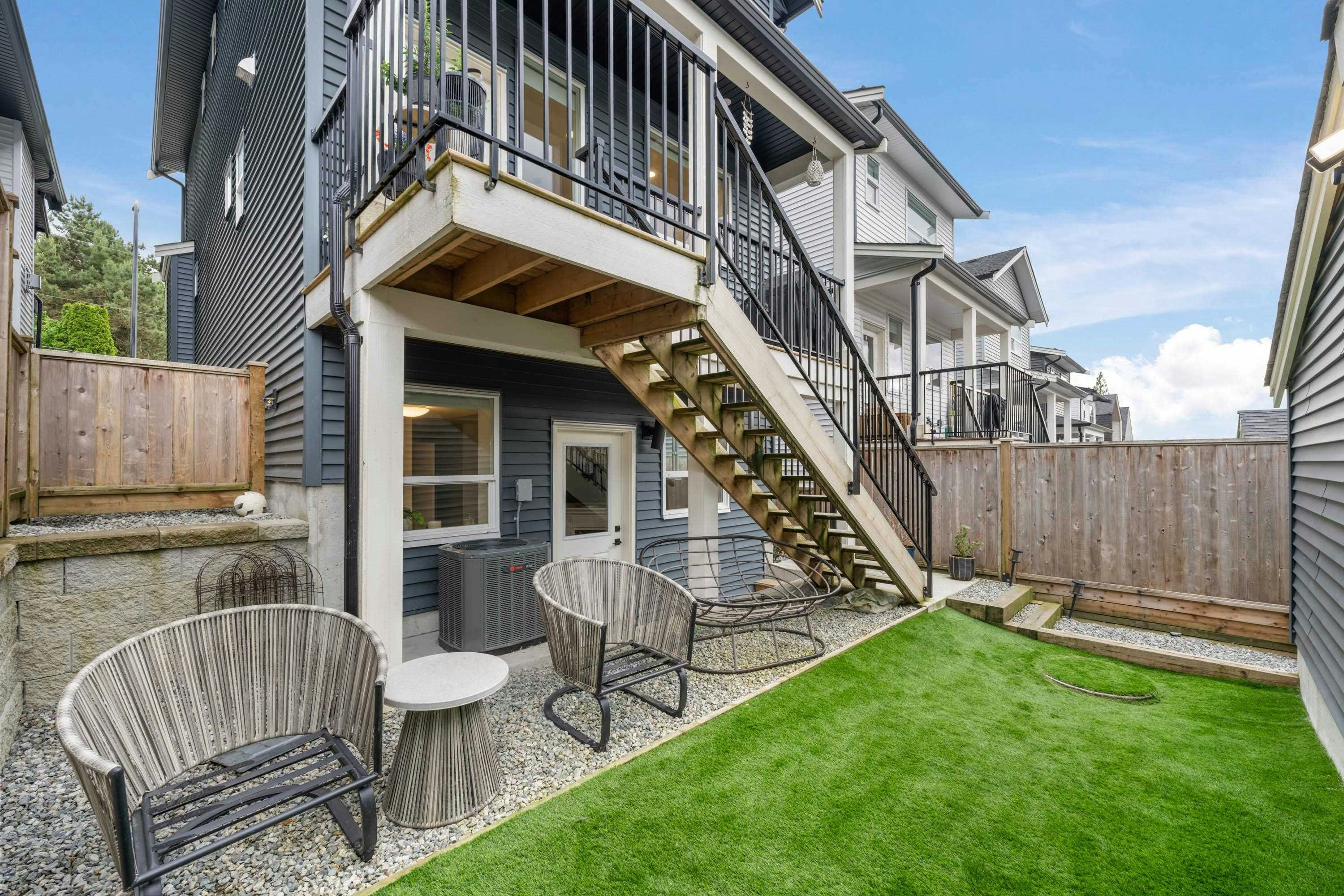 25097 112 Avenue, Maple Ridge, BC, V2W 0K6 - 37