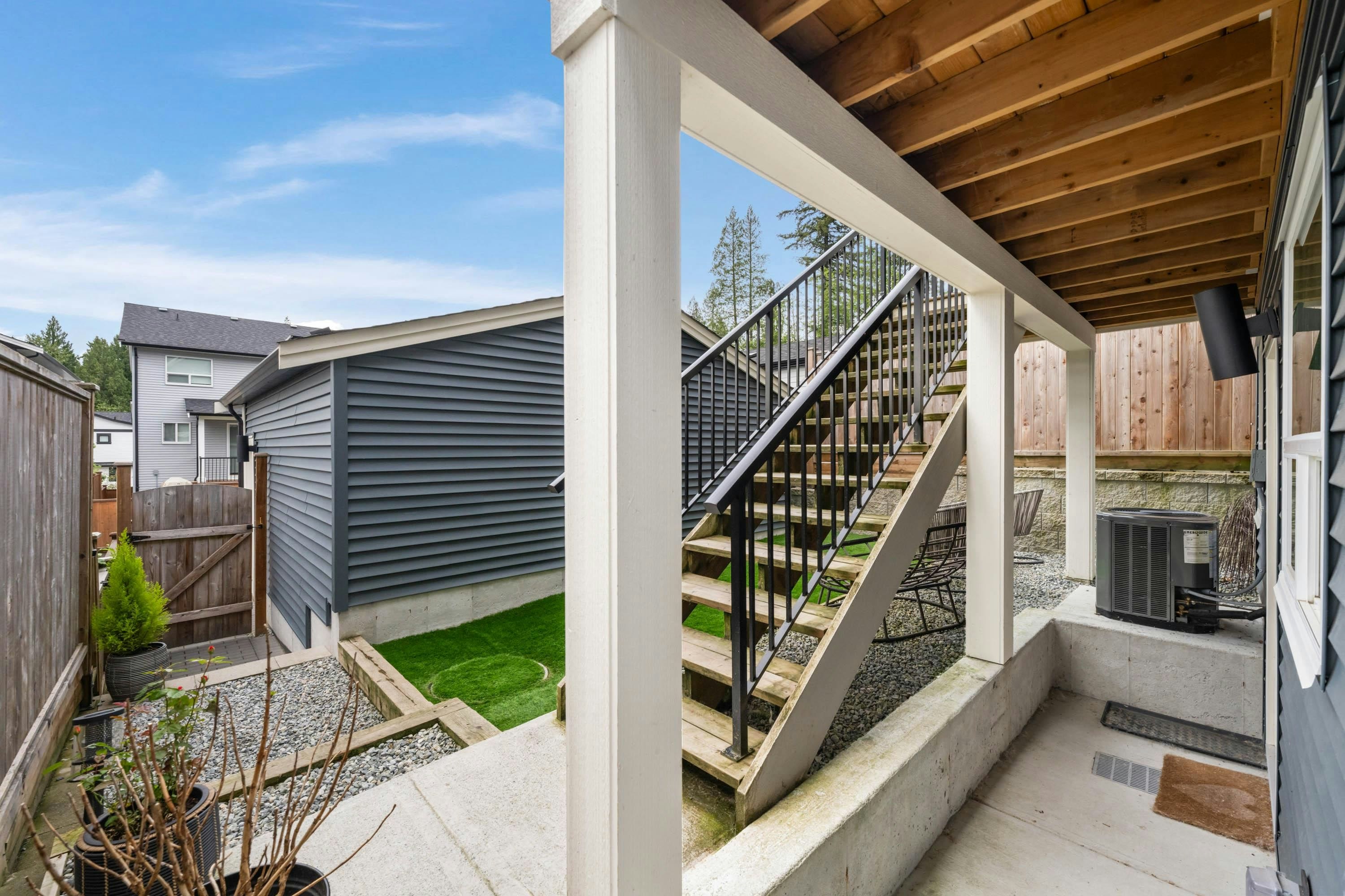 25097 112 Avenue, Maple Ridge, BC, V2W 0K6 - 35