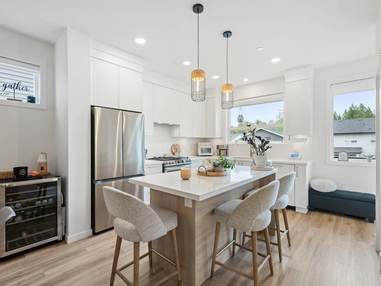 25097 112 Avenue, Maple Ridge, BC, V2W 0K6 - 2