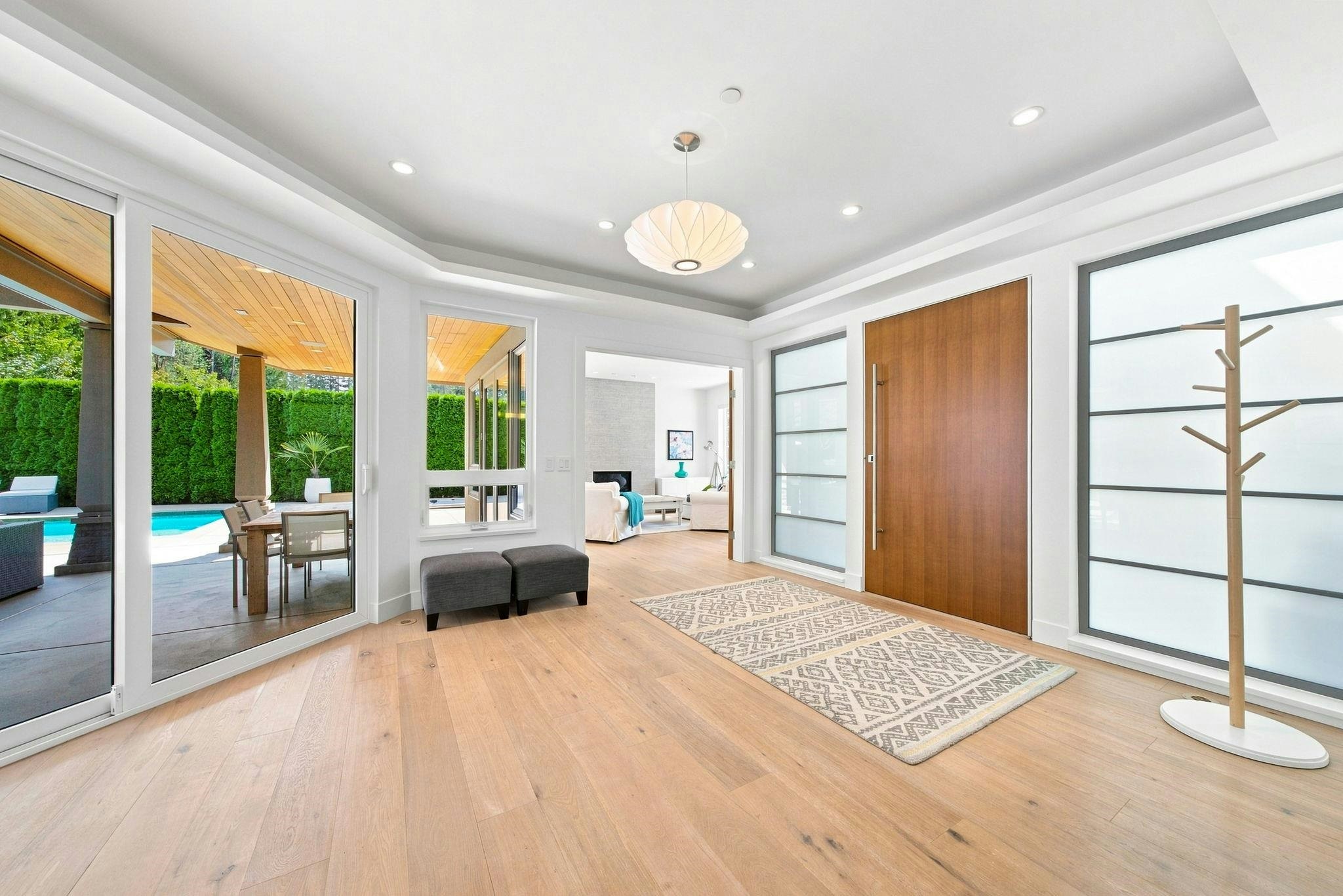 376 St. James Crescent - 5