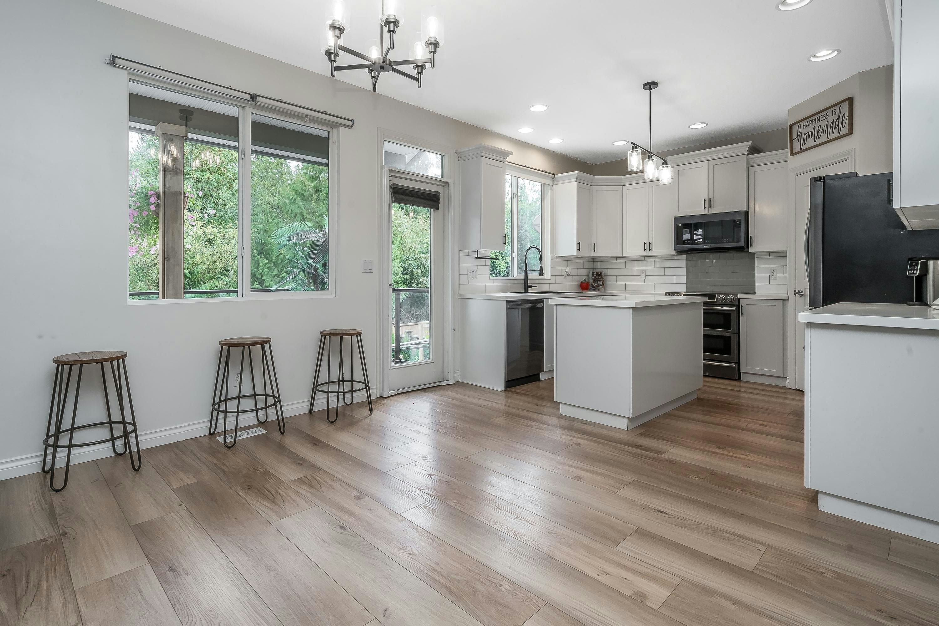 24128 Hill Avenue, Maple Ridge, BC, V2W 2C9 - 13