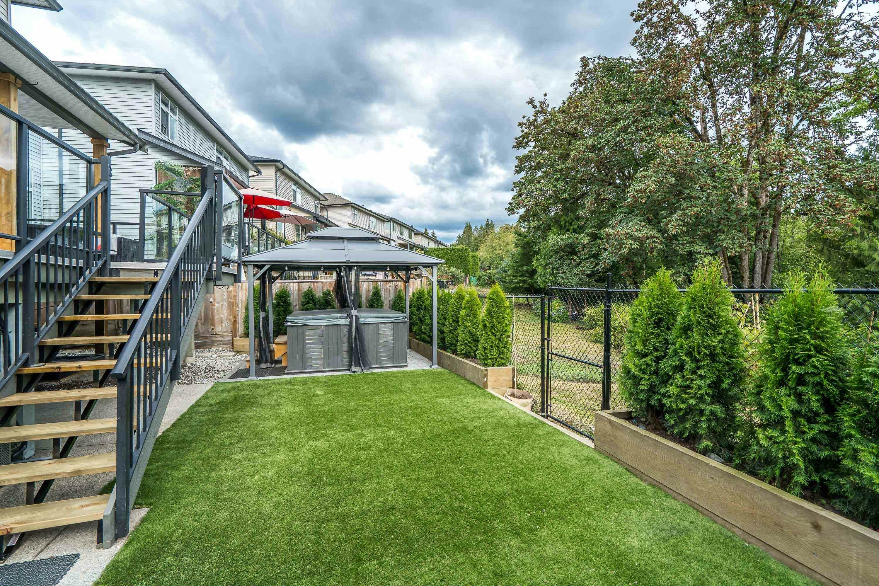 24128 Hill Avenue, Maple Ridge, BC, V2W 2C9 - 36
