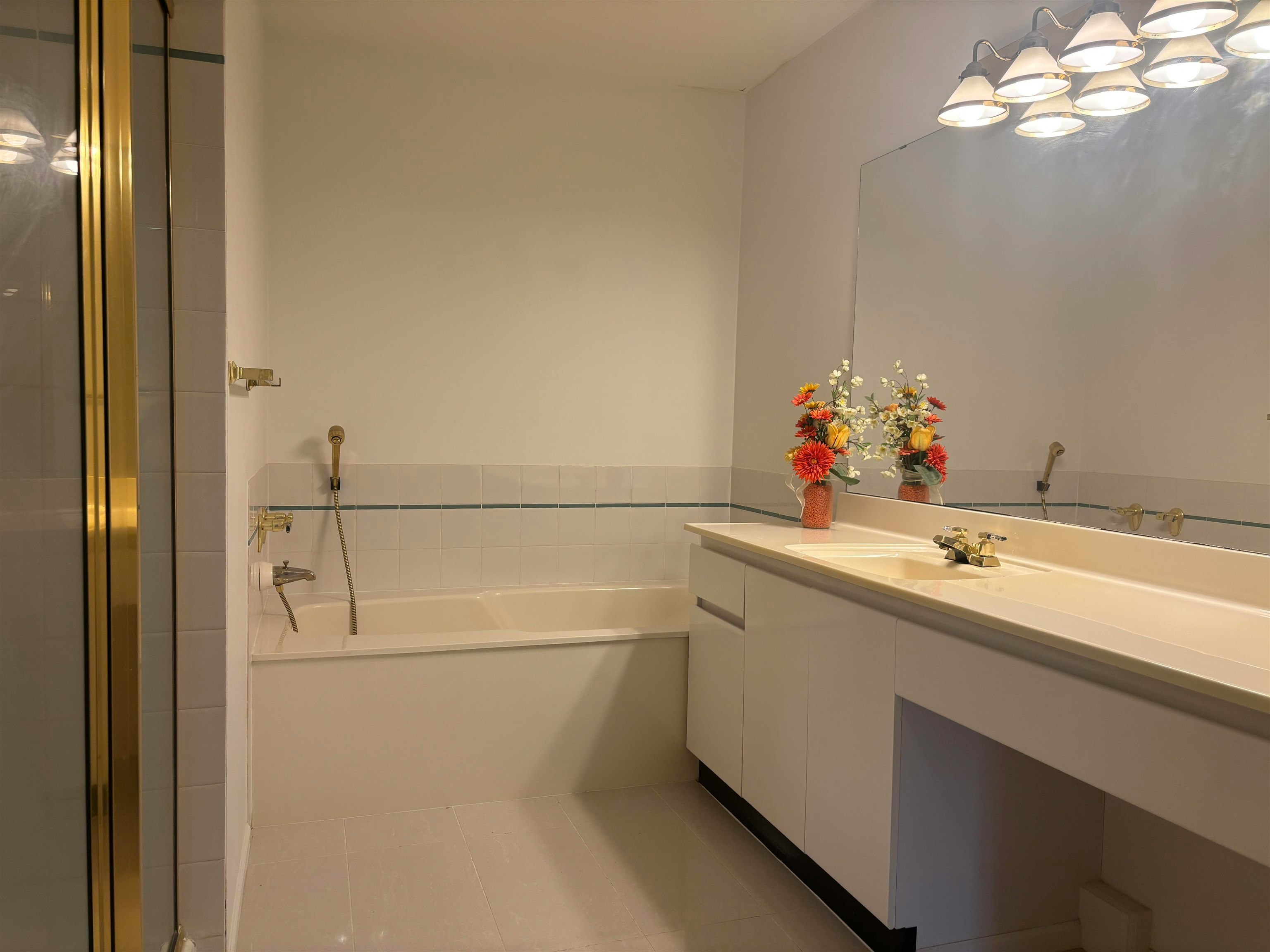 311-13910 101 Avenue - 4