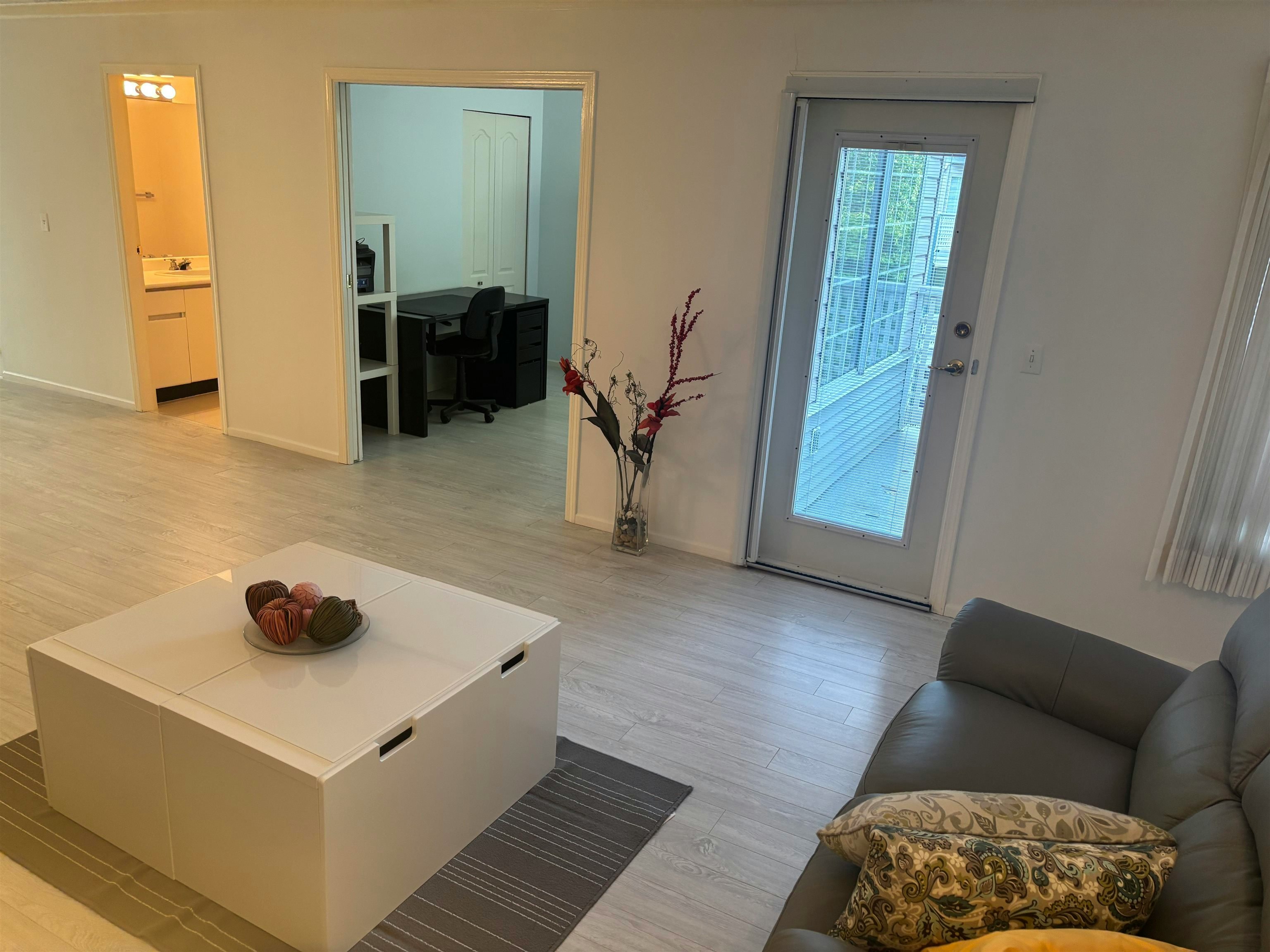 311-13910 101 Avenue, Surrey, BC, V3T 1L6 - 14