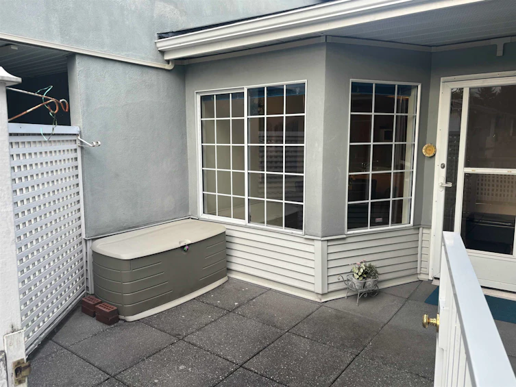 311-13910 101 Avenue, Surrey, BC, V3T 1L6 - 3
