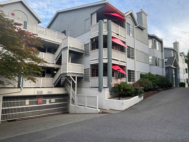 311-13910 101 Avenue, Surrey, BC, V3T 1L6 - 2