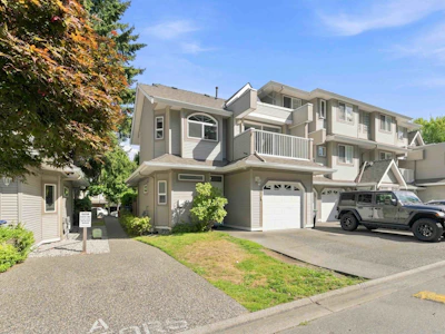 25-8289 121a Street - 2
