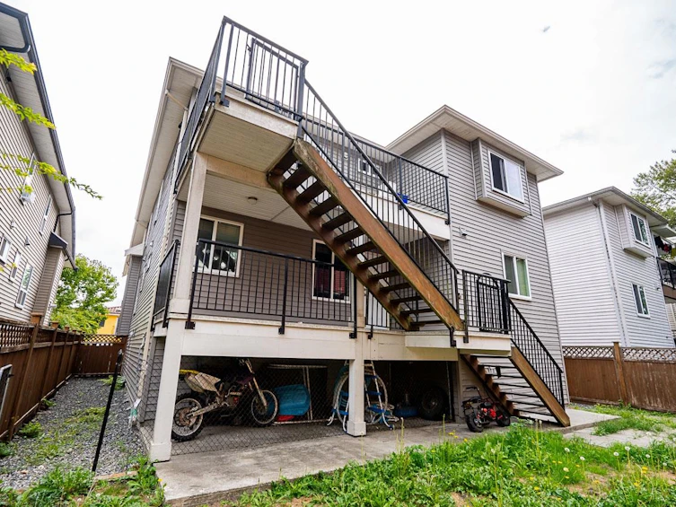 1403 Canil Avenue, New Westminster, BC, V3M 0E2 - 36