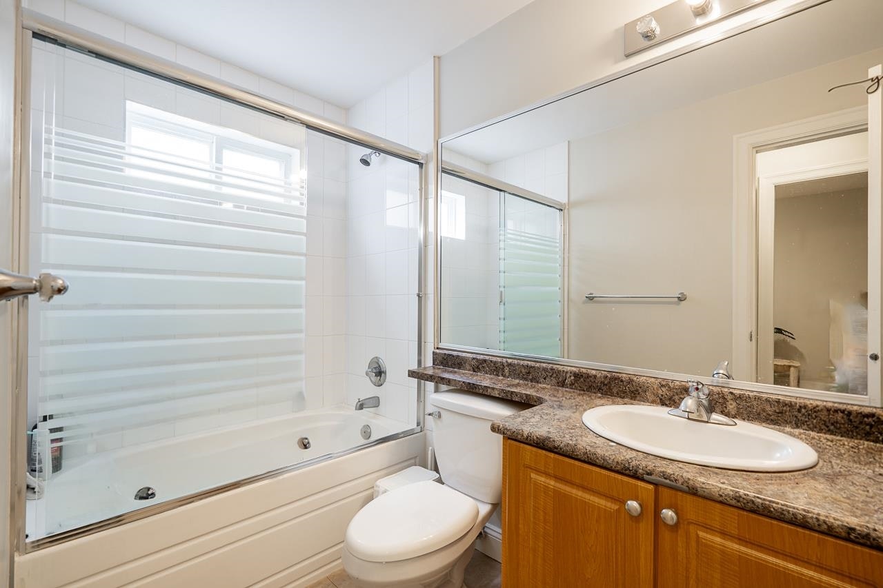 1403 Canil Avenue, New Westminster, BC, V3M 0E2 - 25