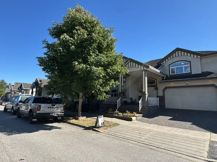 14616 67a Avenue, Surrey, BC, V3S 0Z4